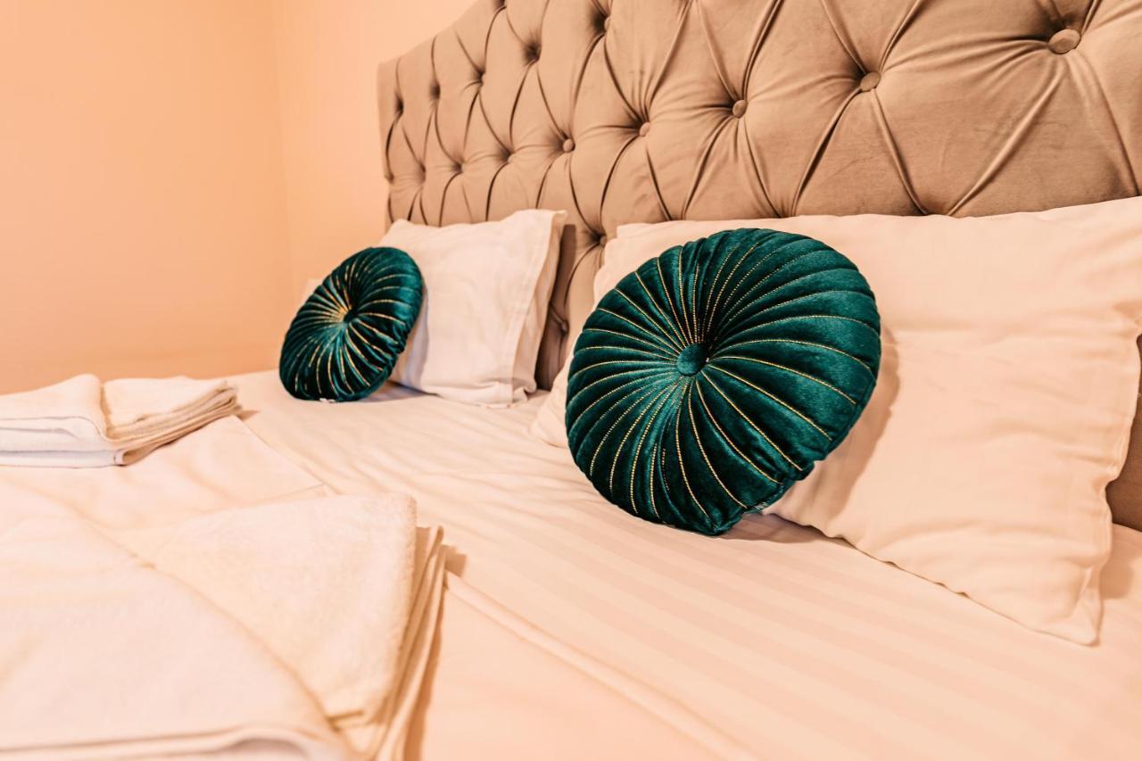 Lotos Depandans Hotell Ni Exteriör bild