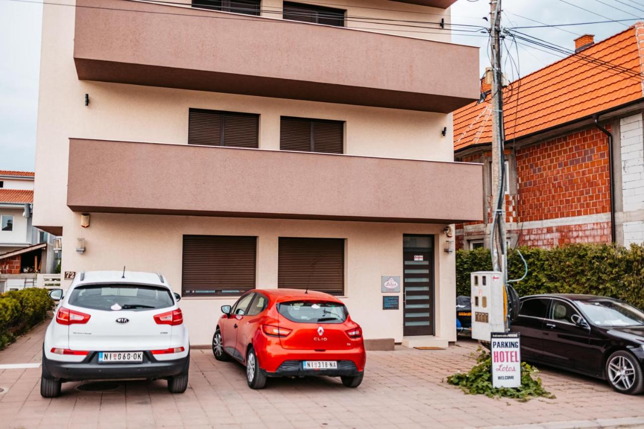 Lotos Depandans Hotell Ni Exteriör bild