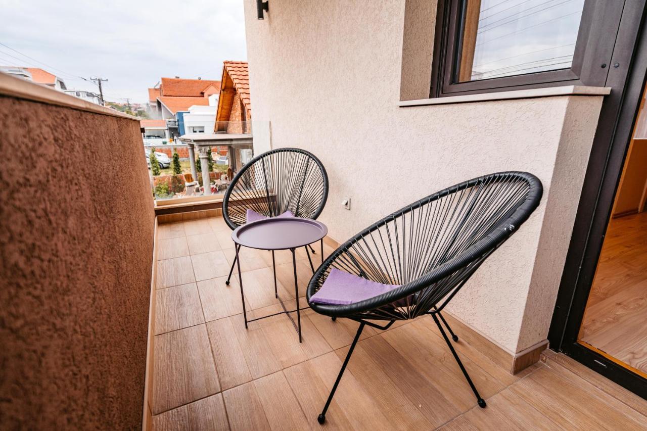 Lotos Depandans Hotell Ni Exteriör bild